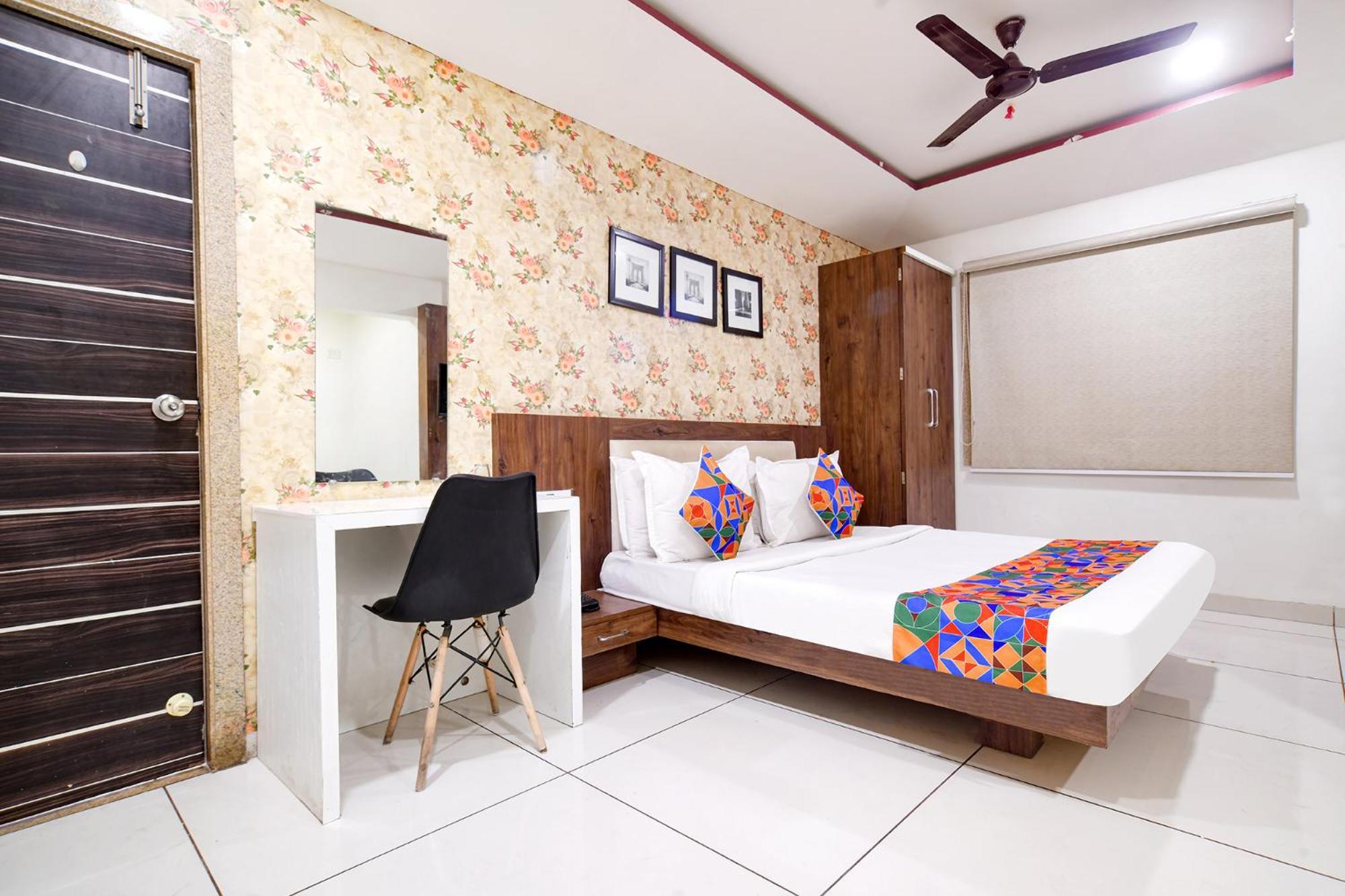 Fabhotel Shree Ram Palace Индор Екстериор снимка